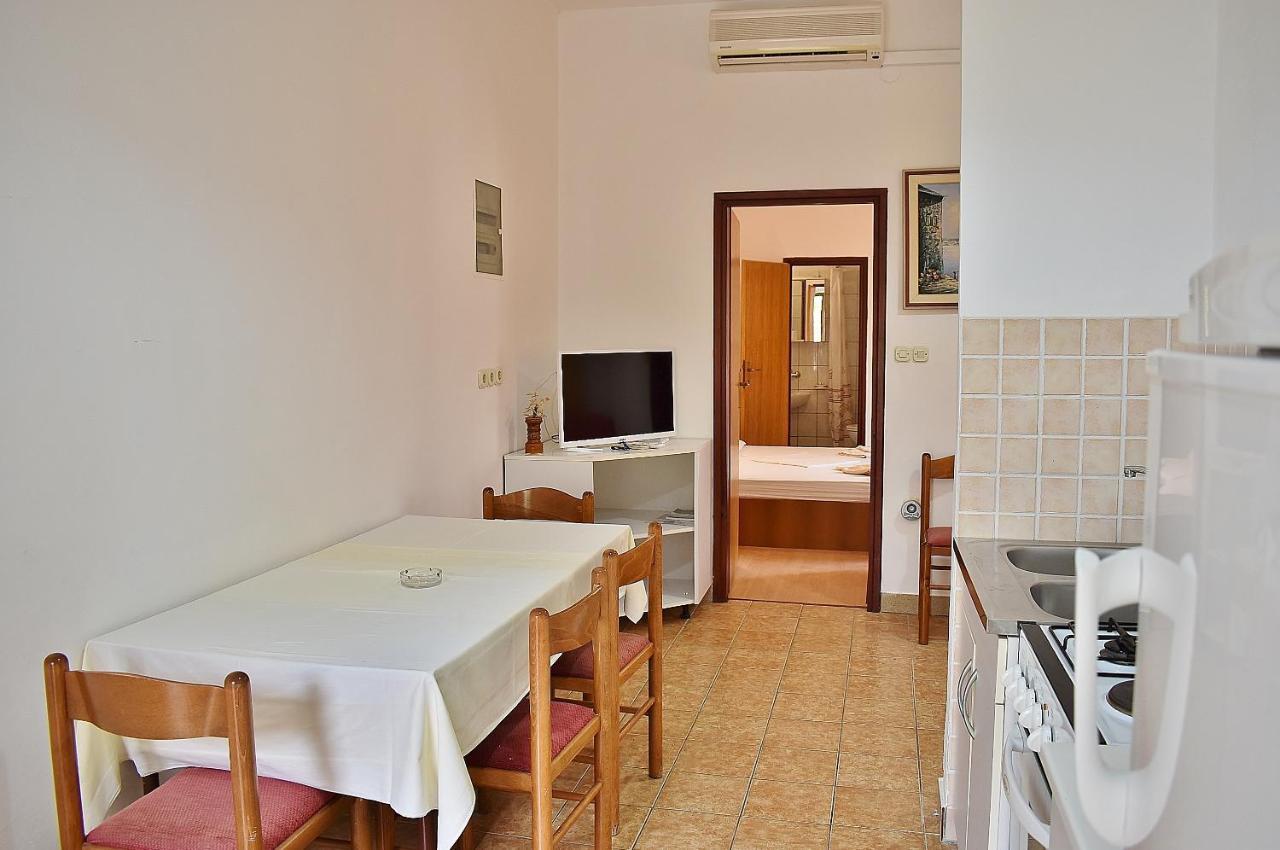 Apartament Banjol Eksteriør billede